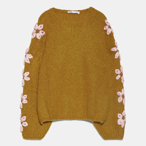 ZARA FLORAL EMBROIDERED OVERSIZED SWEATER - Picture 1 of 3